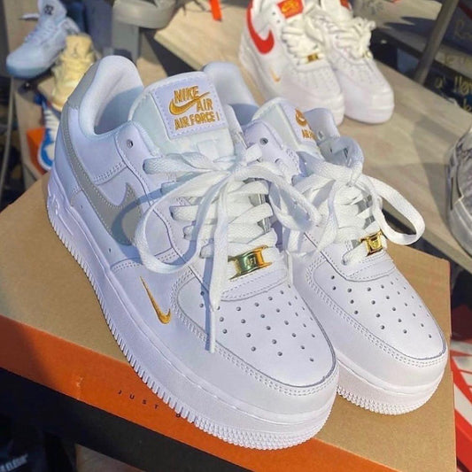 Air force one blanco y cinza