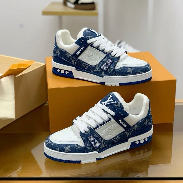 Louis Vuitton Trainer 💙🤍