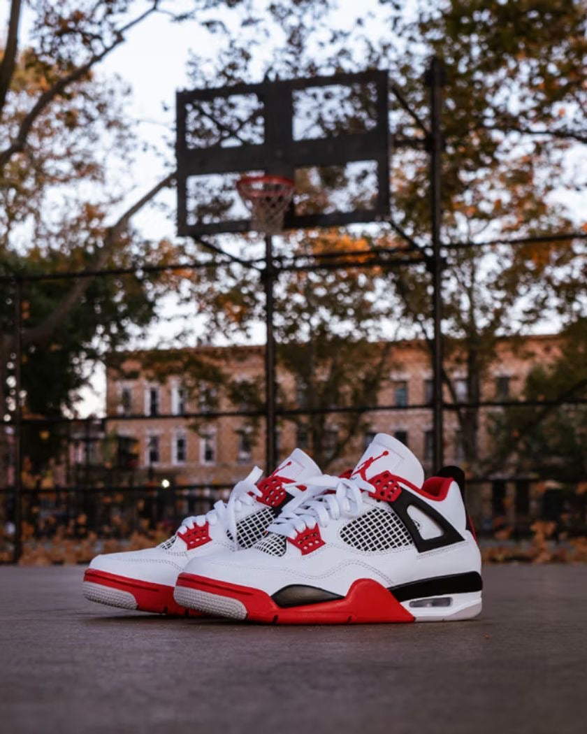 Air Jordan retro 4 Blanco y rojo