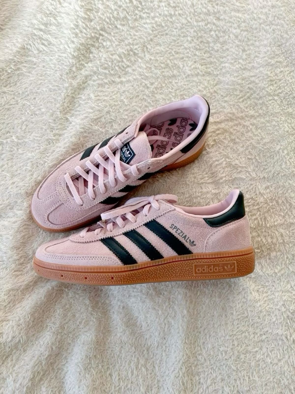 Adidas spezial rosa y negro