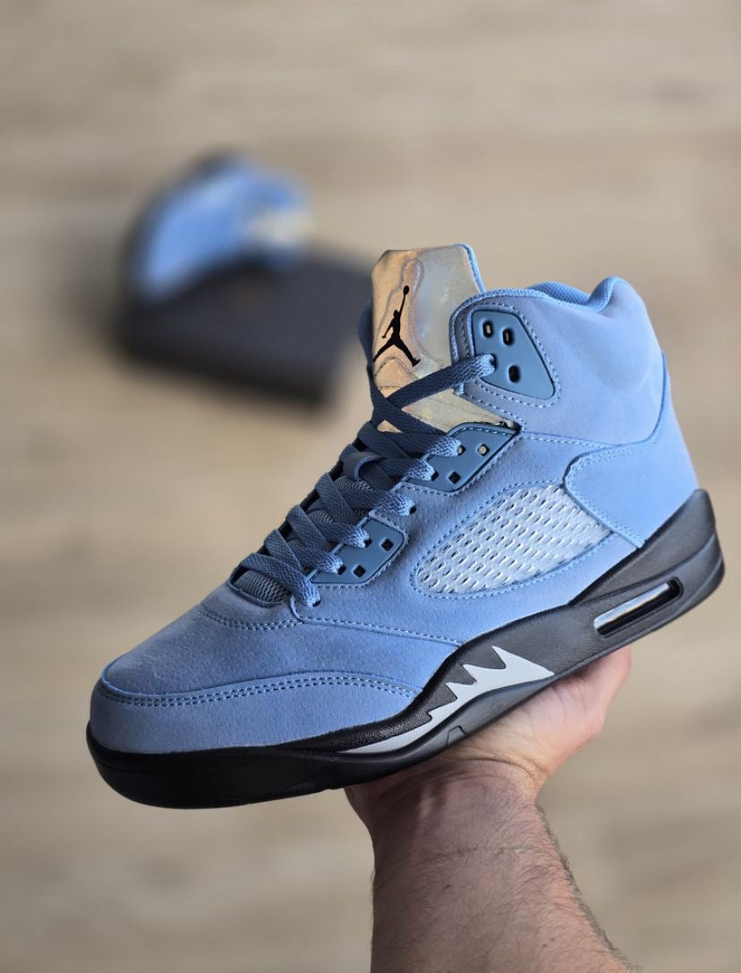 Jordan Retro 5 UNC Azul