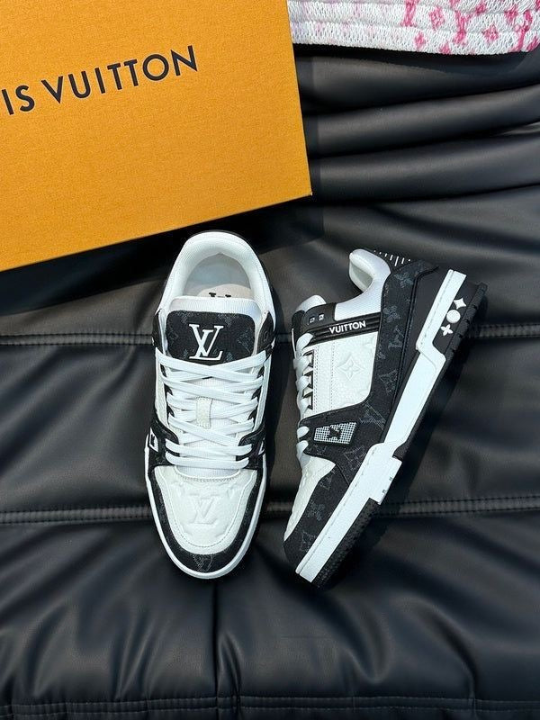 Louis Vuitton Trainer Negro Blanco🖤🤍